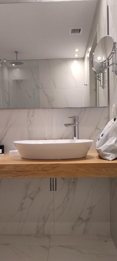 Mary Hotel لايميناس المظهر الخارجي الصورة
