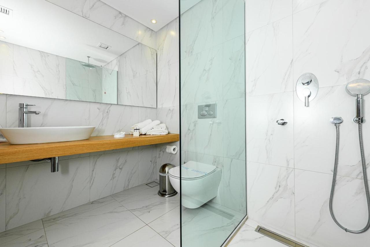 Mary Hotel لايميناس المظهر الخارجي الصورة